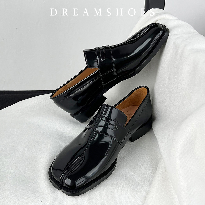 Tabi schoenen instappers voor  - Women'S Shoes Hey Dude recensie en prijs